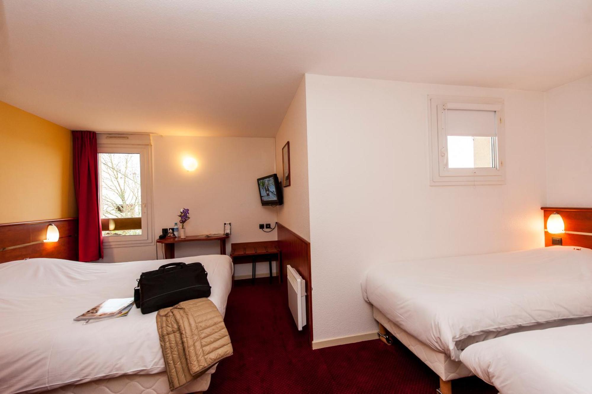 Brit Hotel Agen - L'Aquitaine Le Passage  Bagian luar foto