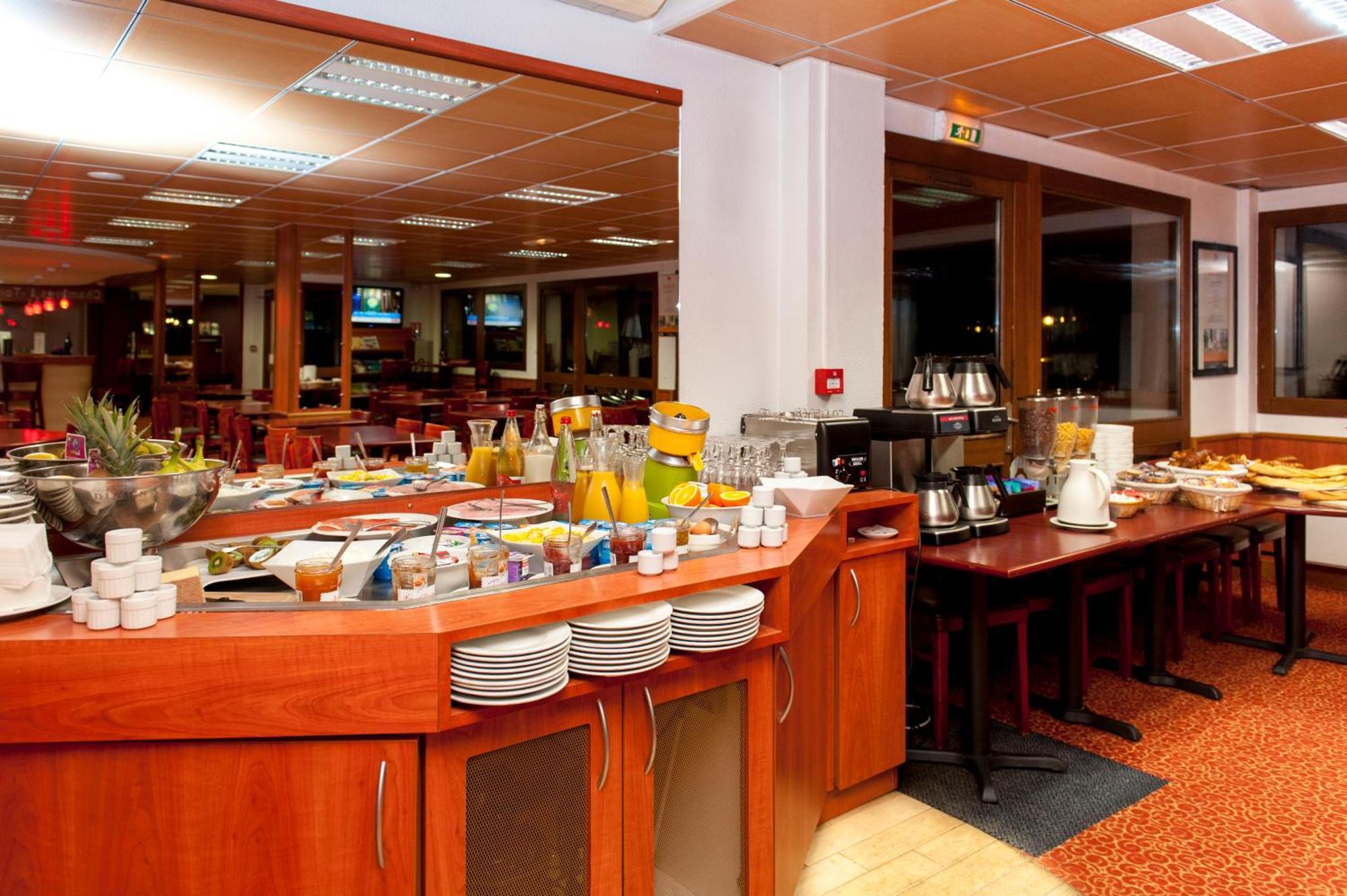 Brit Hotel Agen - L'Aquitaine Le Passage  Bagian luar foto