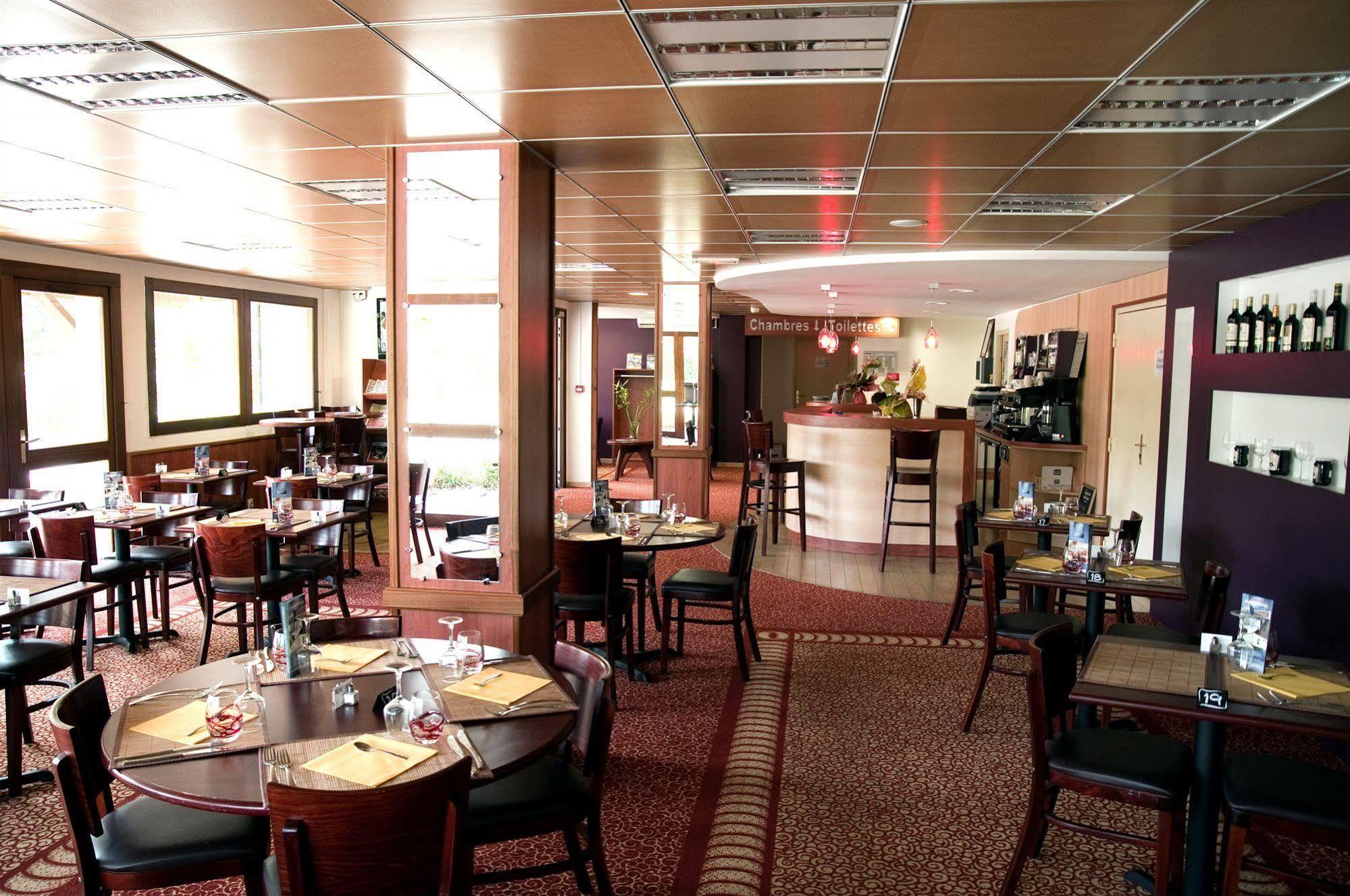 Brit Hotel Agen - L'Aquitaine Le Passage  Bagian luar foto